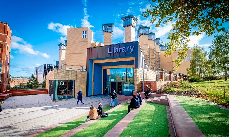 Coventry University UK Vice-Chancellor Scholarships January 2026